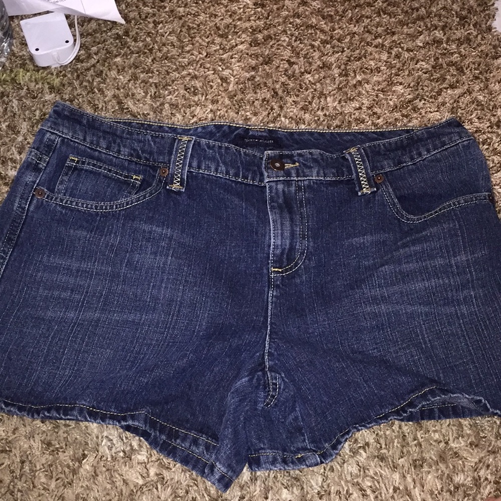 Tommy hilfiger shorts size 14